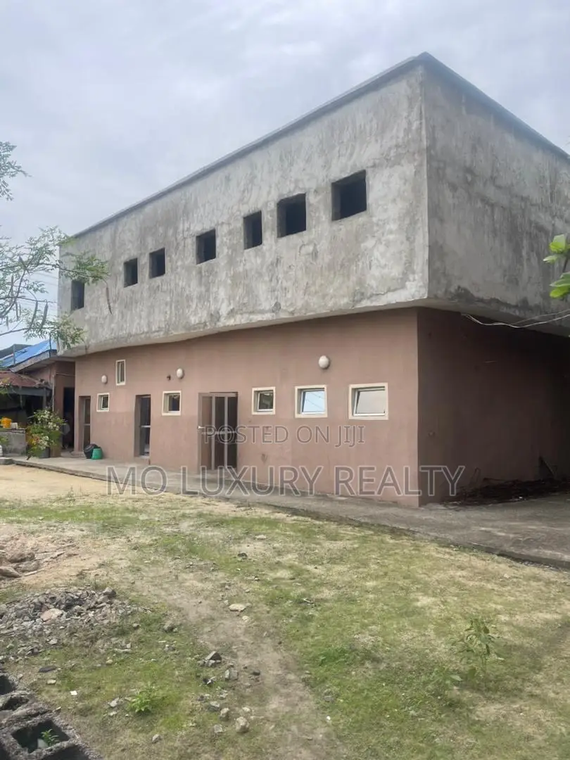 10bdrm Block of Flats in Ajah for sale