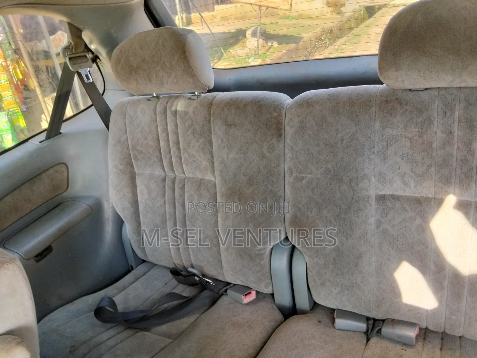Toyota Sienna 2000 Gray