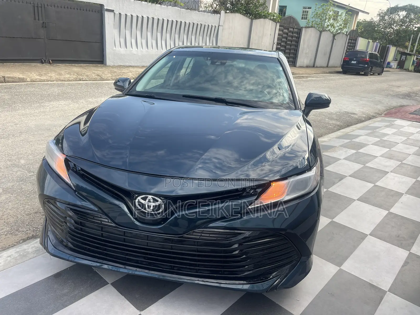 Toyota Camry 2018 Green