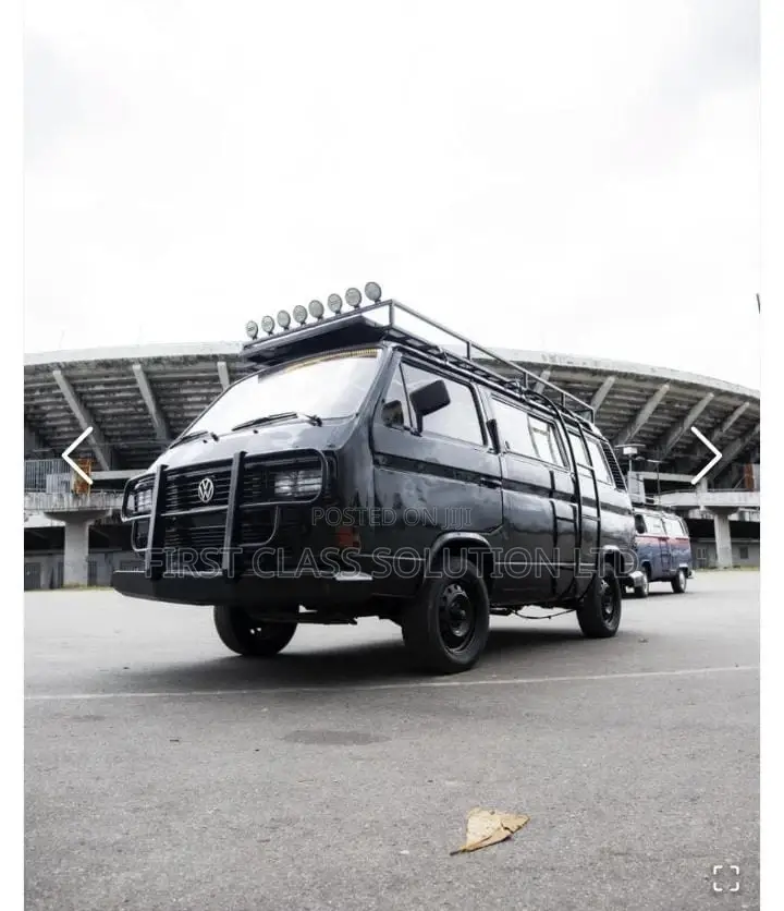 Vintage Volkswagen Kombi Black for Hire