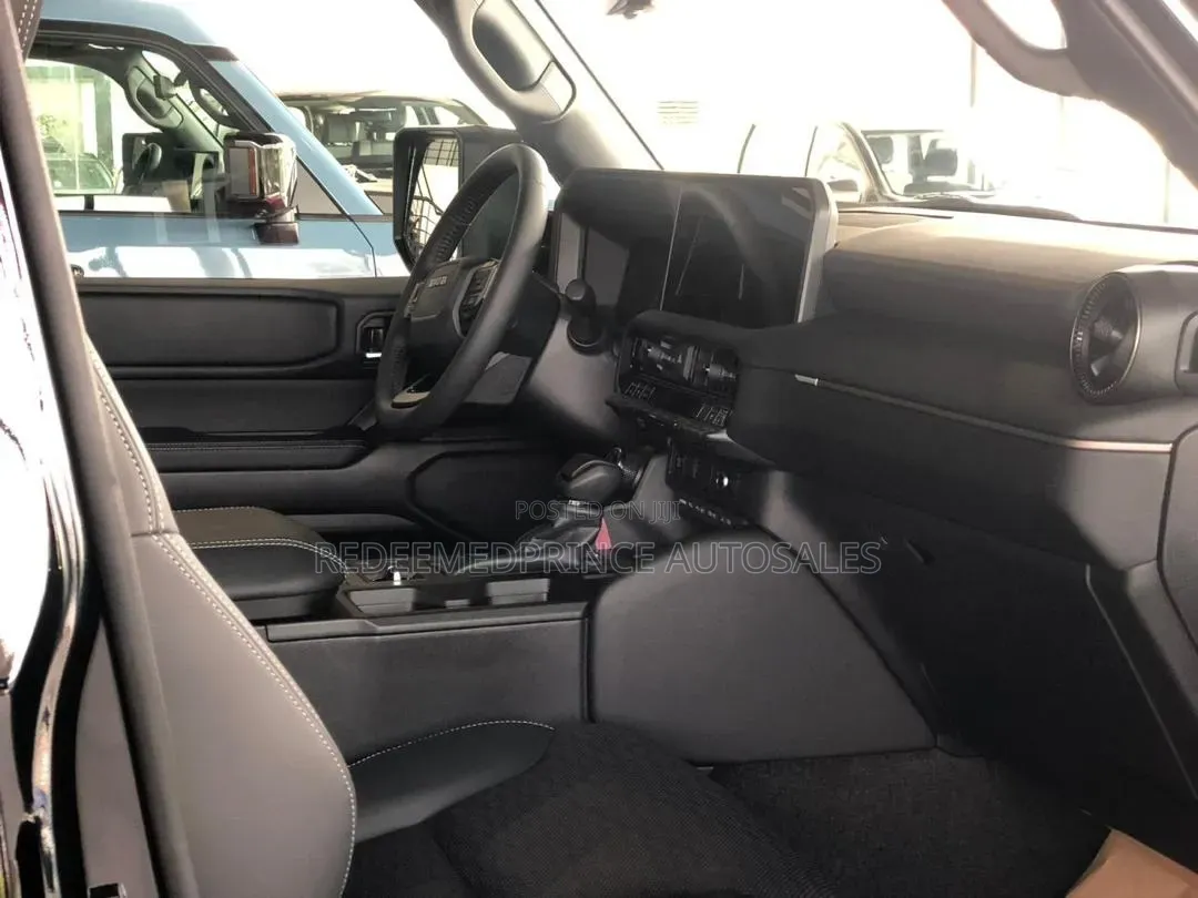 New Toyota Land Cruiser Prado 2026 Black