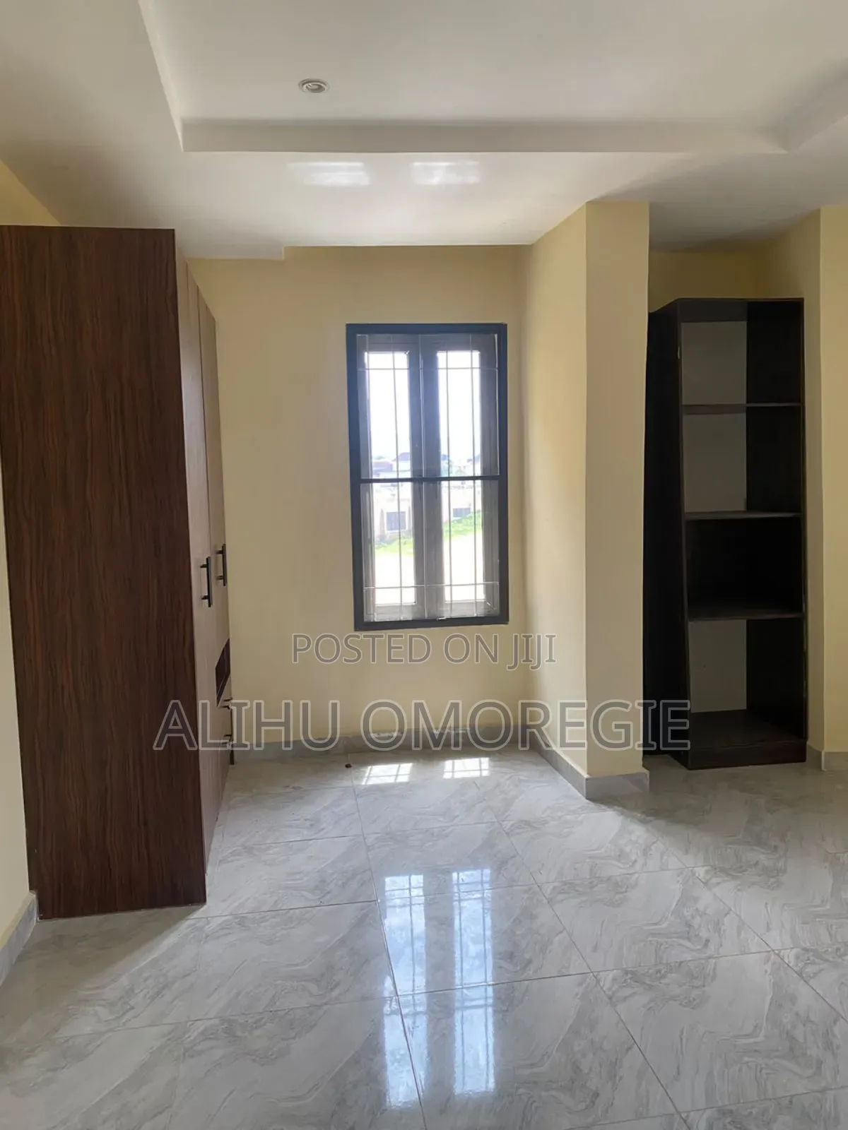 3bdrm Apartment in 5Th Avenue, Gwarinpa for rent