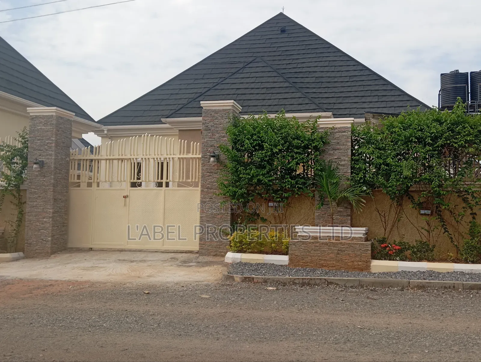 3bdrm Bungalow in Standard Estate for sale