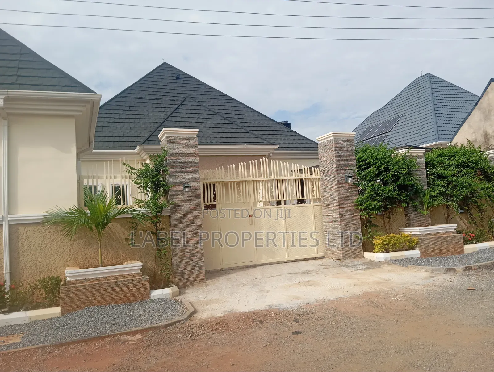 3bdrm Bungalow in Standard Estate for sale