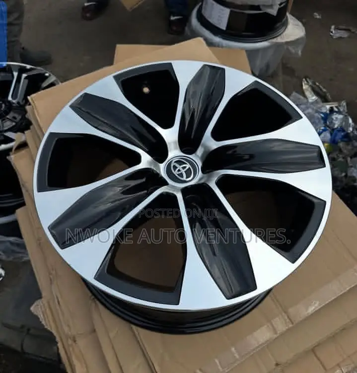 18 Inches for Toyota Highlander 2023 Model