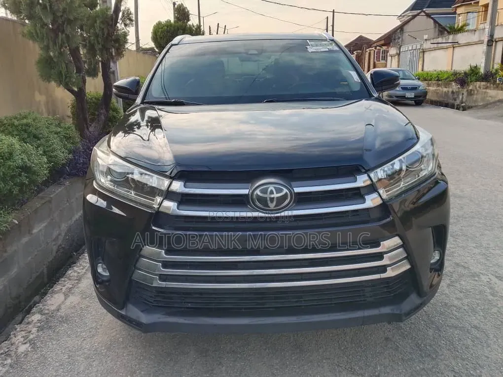 Toyota Highlander Limited 2019 Black