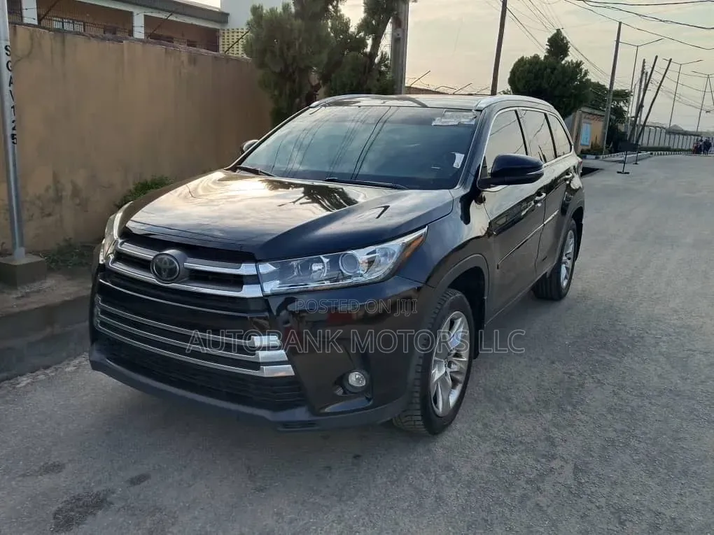 Toyota Highlander Limited 2019 Black