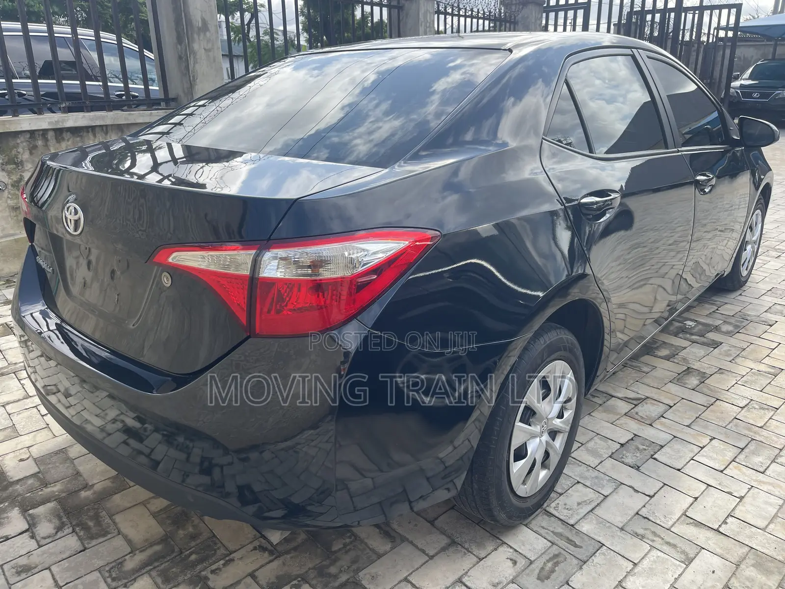 Toyota Corolla LE 4dr Sedan (1.8L 4cyl CVT) 2016 Black
