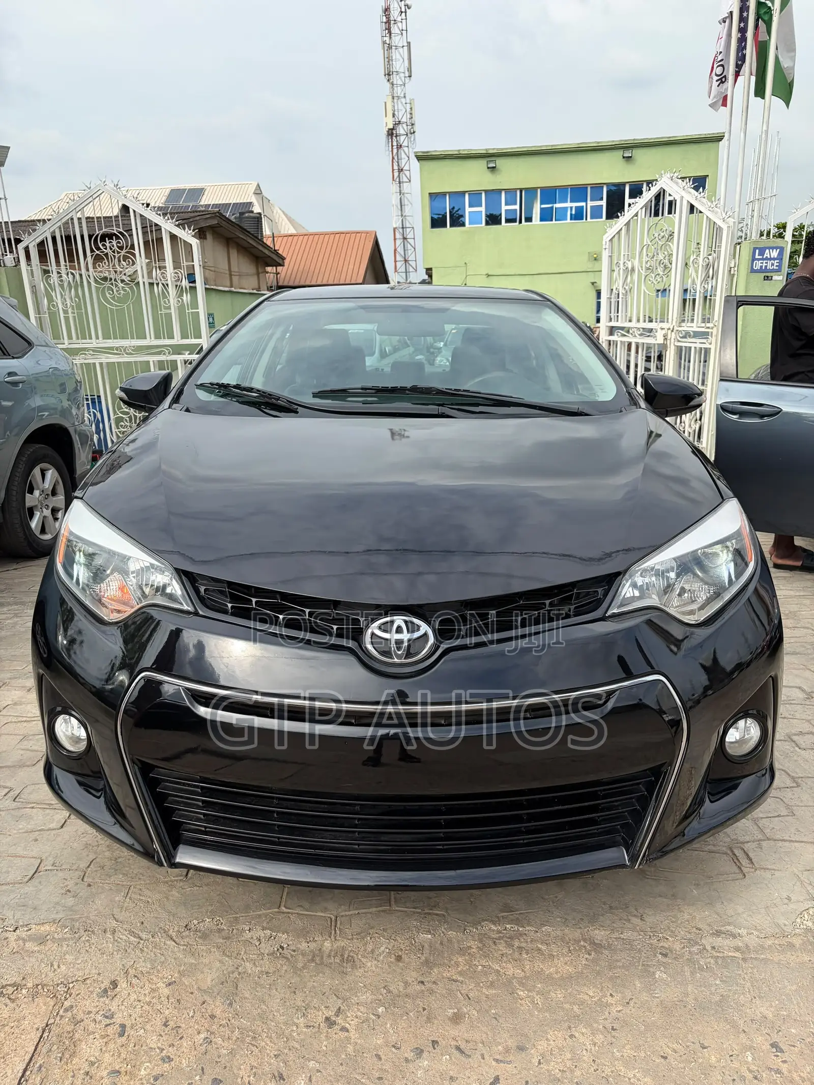Toyota Corolla S 4dr Sedan (1.8L 4cyl CVT) 2014 Black