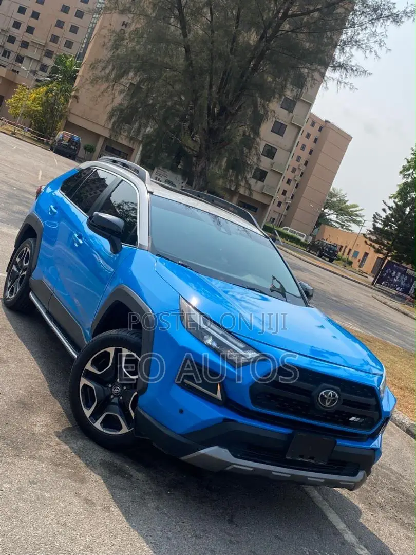 Toyota RAV4 Adventure AWD 2020 Blue