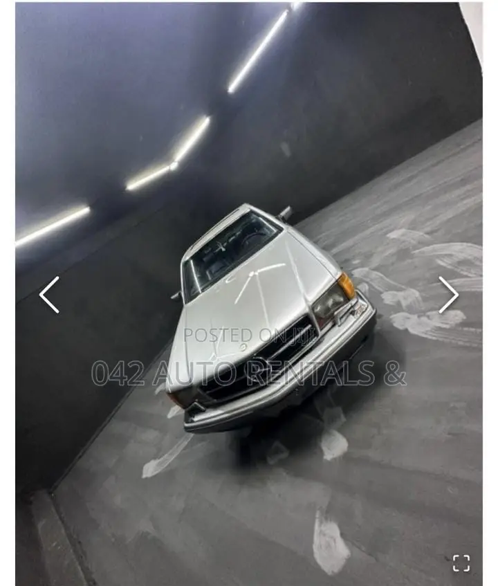 Vintage Mercedes Benz Sec for Hire