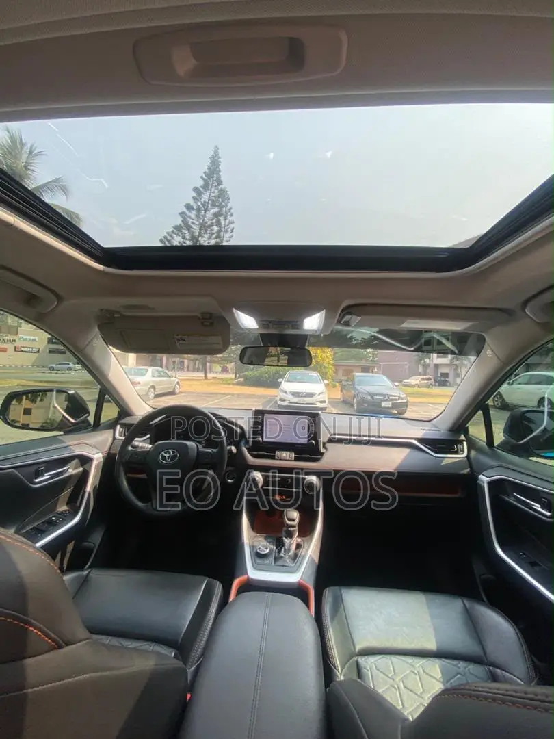 Toyota RAV4 Adventure AWD 2020 Blue