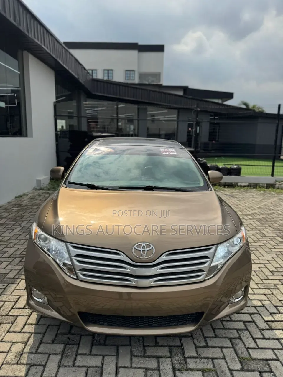 Toyota Venza 2011 Gold
