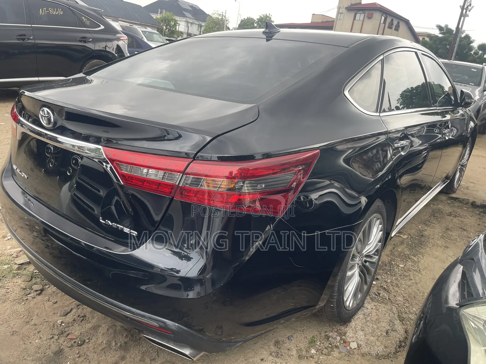 Toyota Avalon Limited FWD Sedan (3.6L 6cyl 6A) 2016 Black