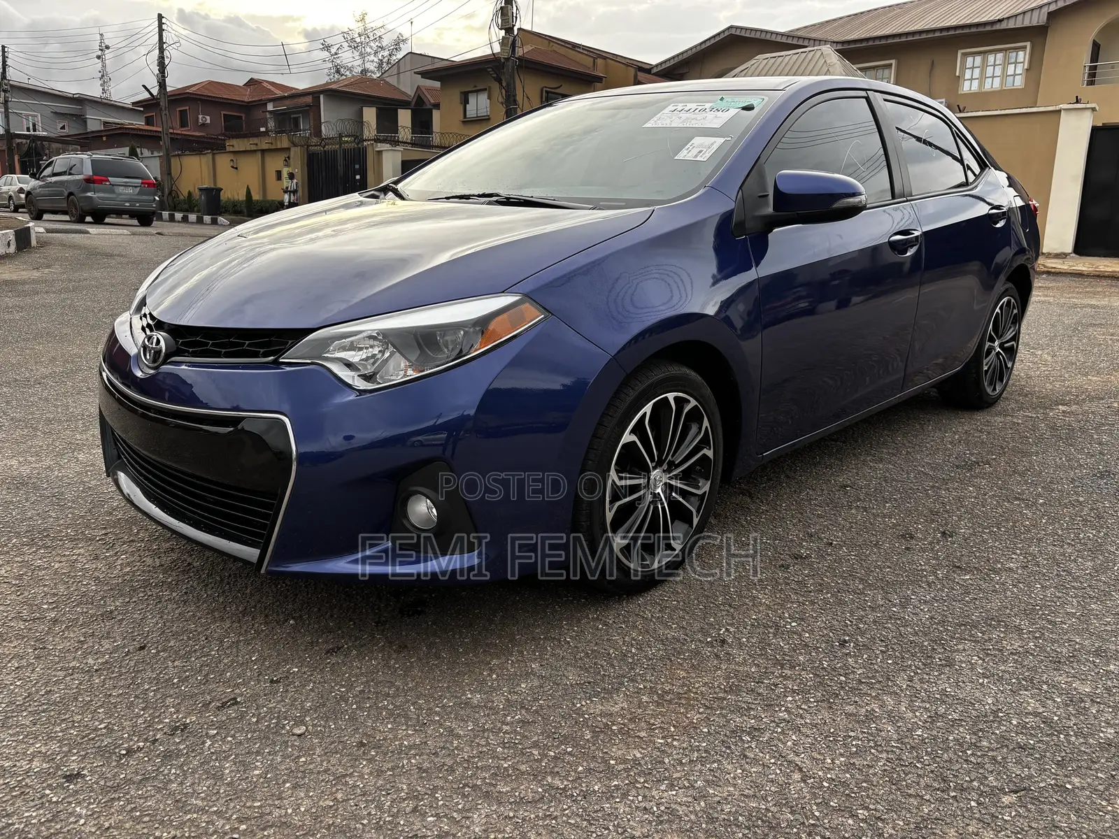 Toyota Corolla S 4dr Sedan (1.8L 4cyl CVT) 2014 Blue