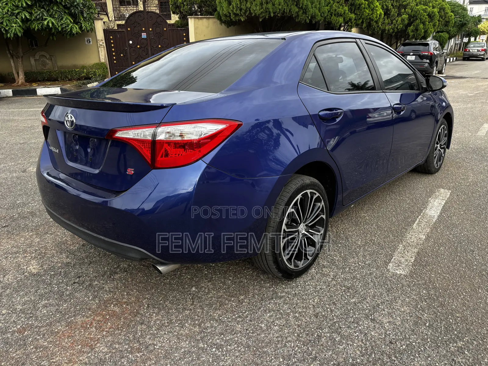 Toyota Corolla S 4dr Sedan (1.8L 4cyl CVT) 2014 Blue