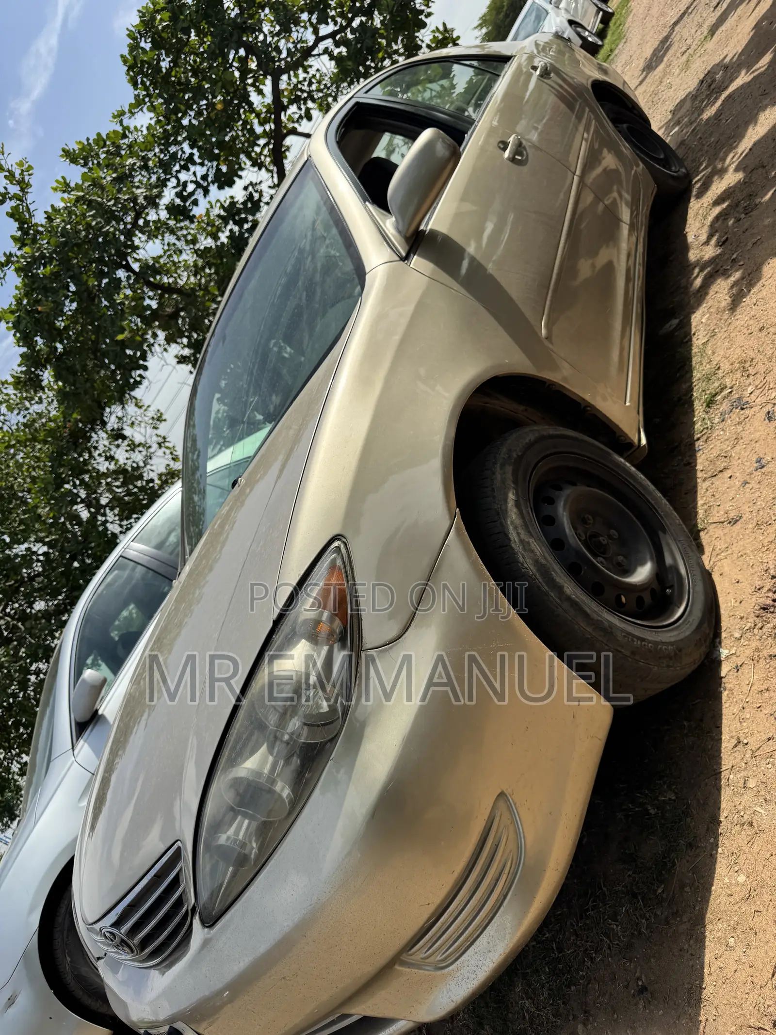 Toyota Camry LE 4dr Sedan (2.4L 4cyl 5A) 2005 Gold