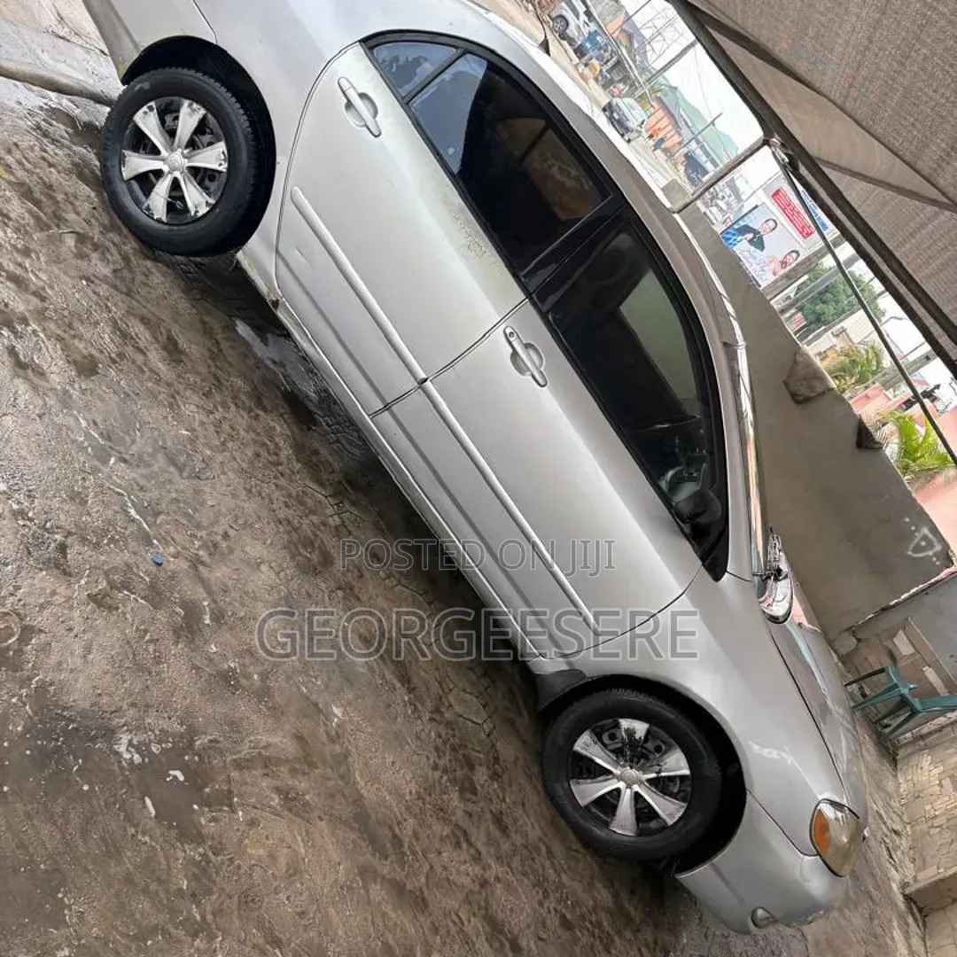 Toyota Corolla 2005 Silver