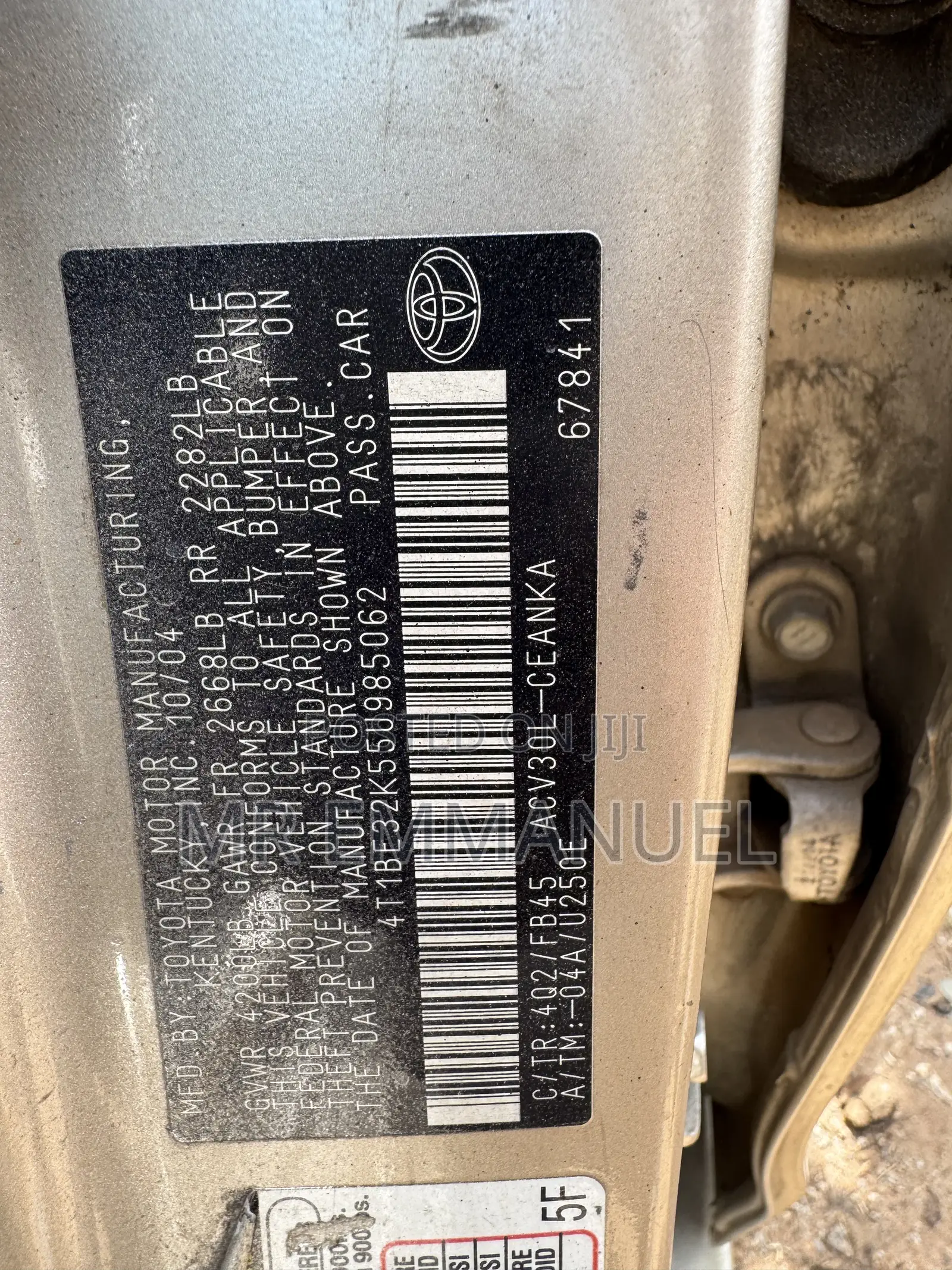 Toyota Camry LE 4dr Sedan (2.4L 4cyl 5A) 2005 Gold