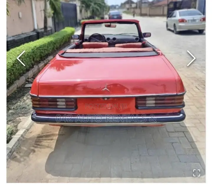 Vintage Mercedes Benz W123 Red for Hire