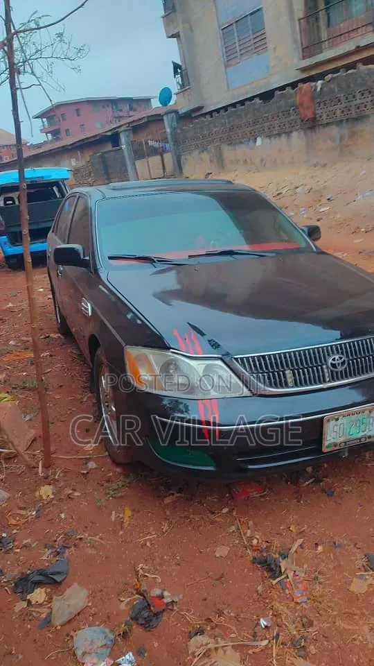 Toyota Avalon 2003