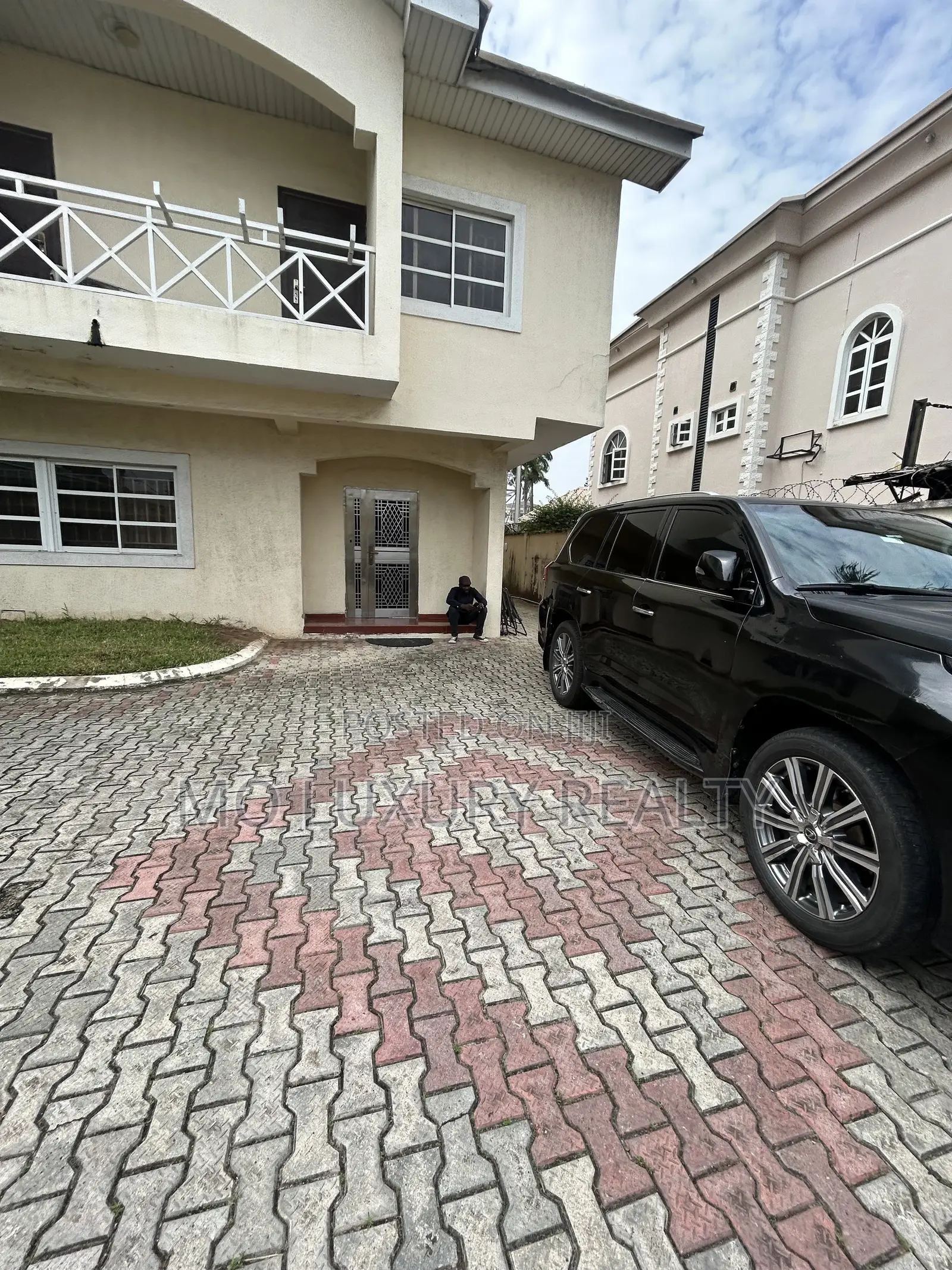 Furnished 5bdrm Duplex in Ikoyi for rent