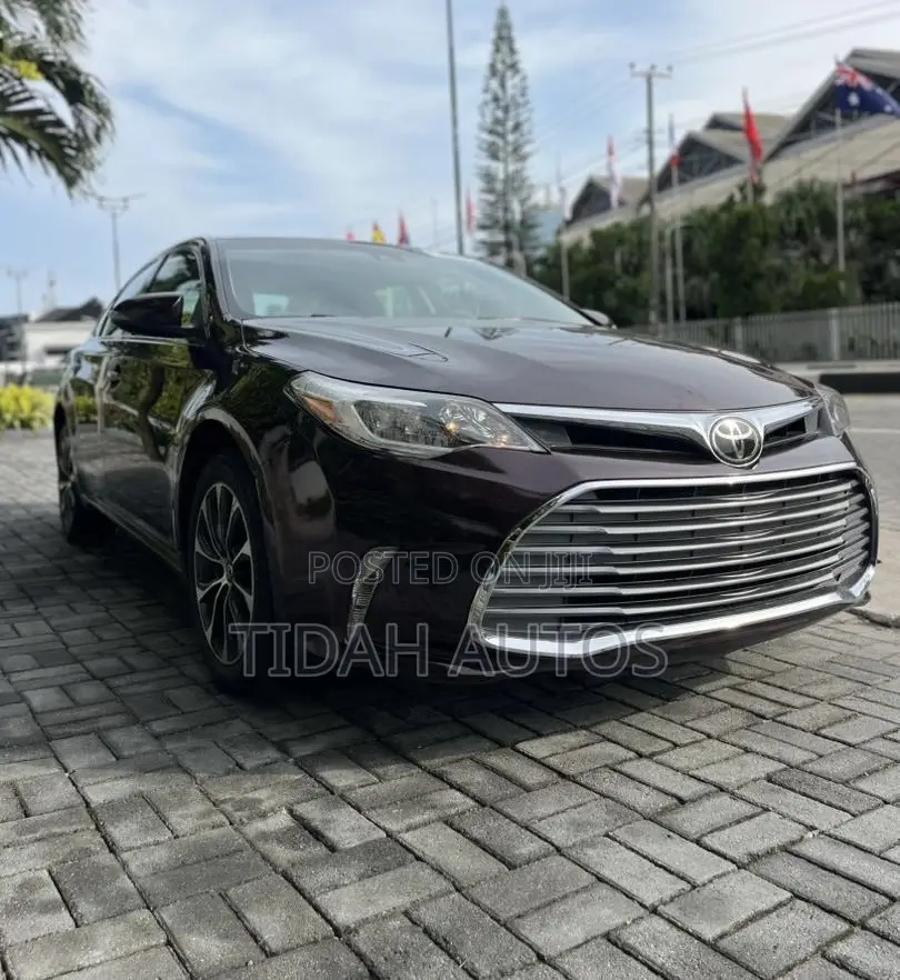 Toyota Avalon XLE (3.5L 6cyl 6A) 2018 Burgundy