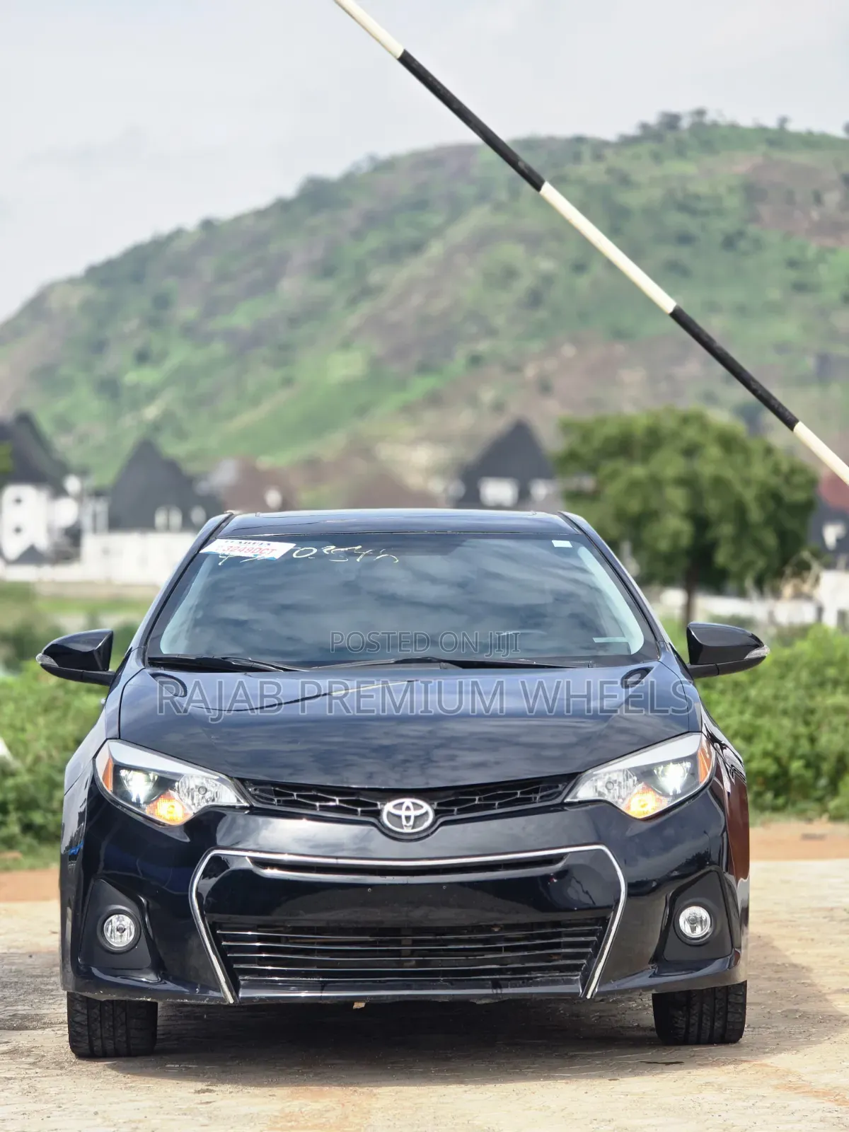 Toyota Corolla 2015 Black