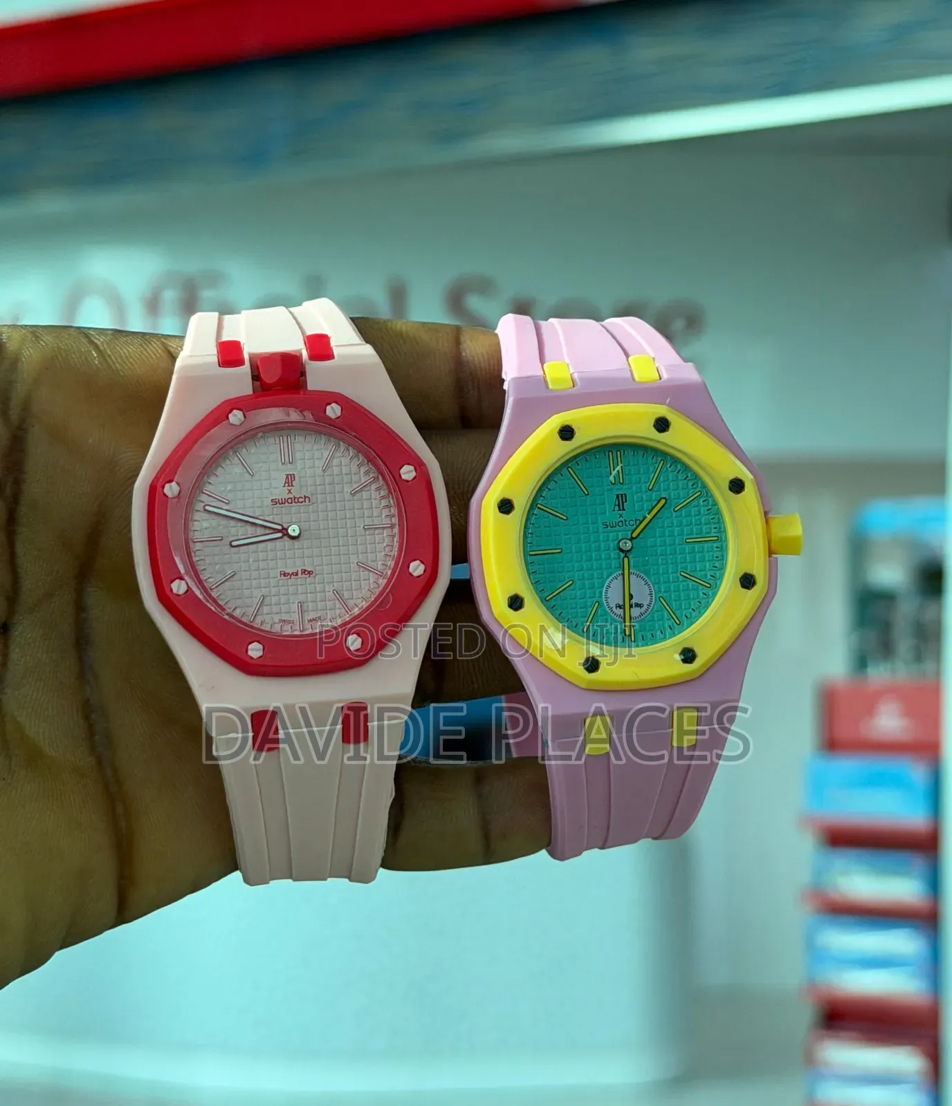Ap (Audemars Piguet) New Design Rubber Watch, With Date, Available In