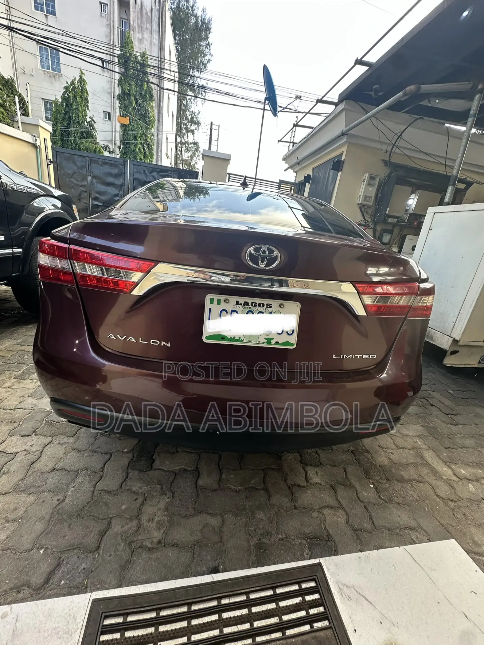 Toyota Avalon Limited 4dr Sedan (3.5L 6cyl 6A) 2014 Burgundy