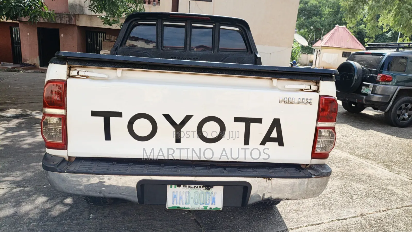 Toyota Hilux 2013 White