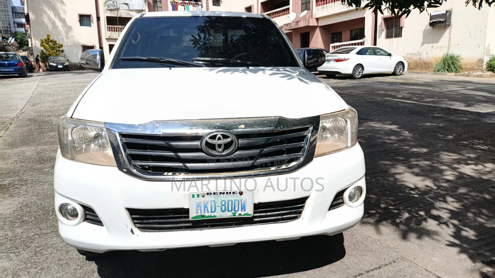 Toyota Hilux 2013 White