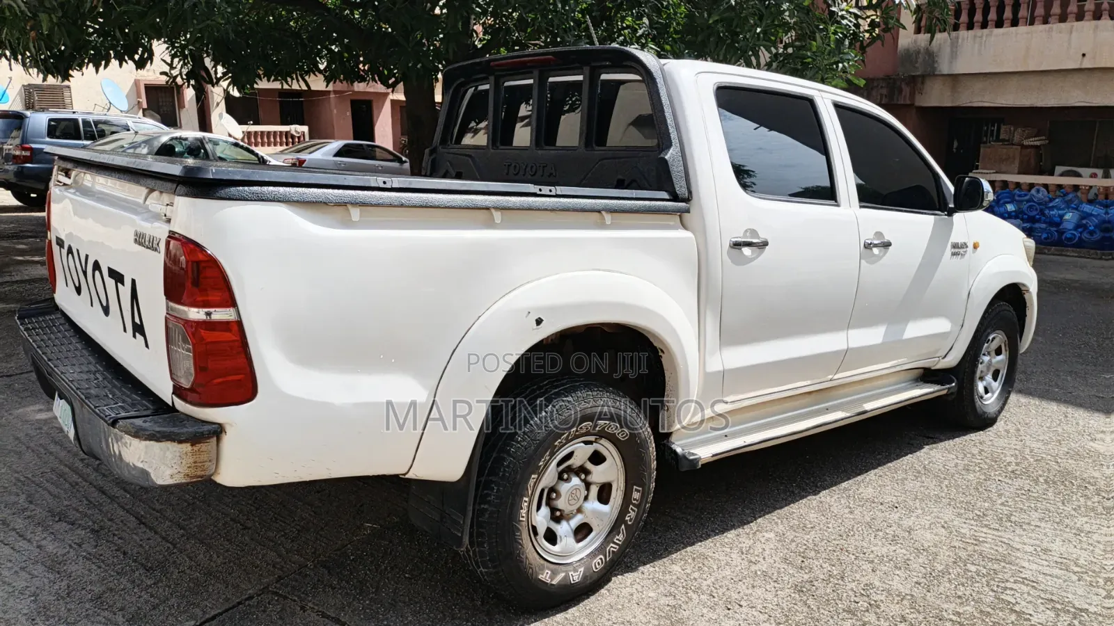 Toyota Hilux 2013 White