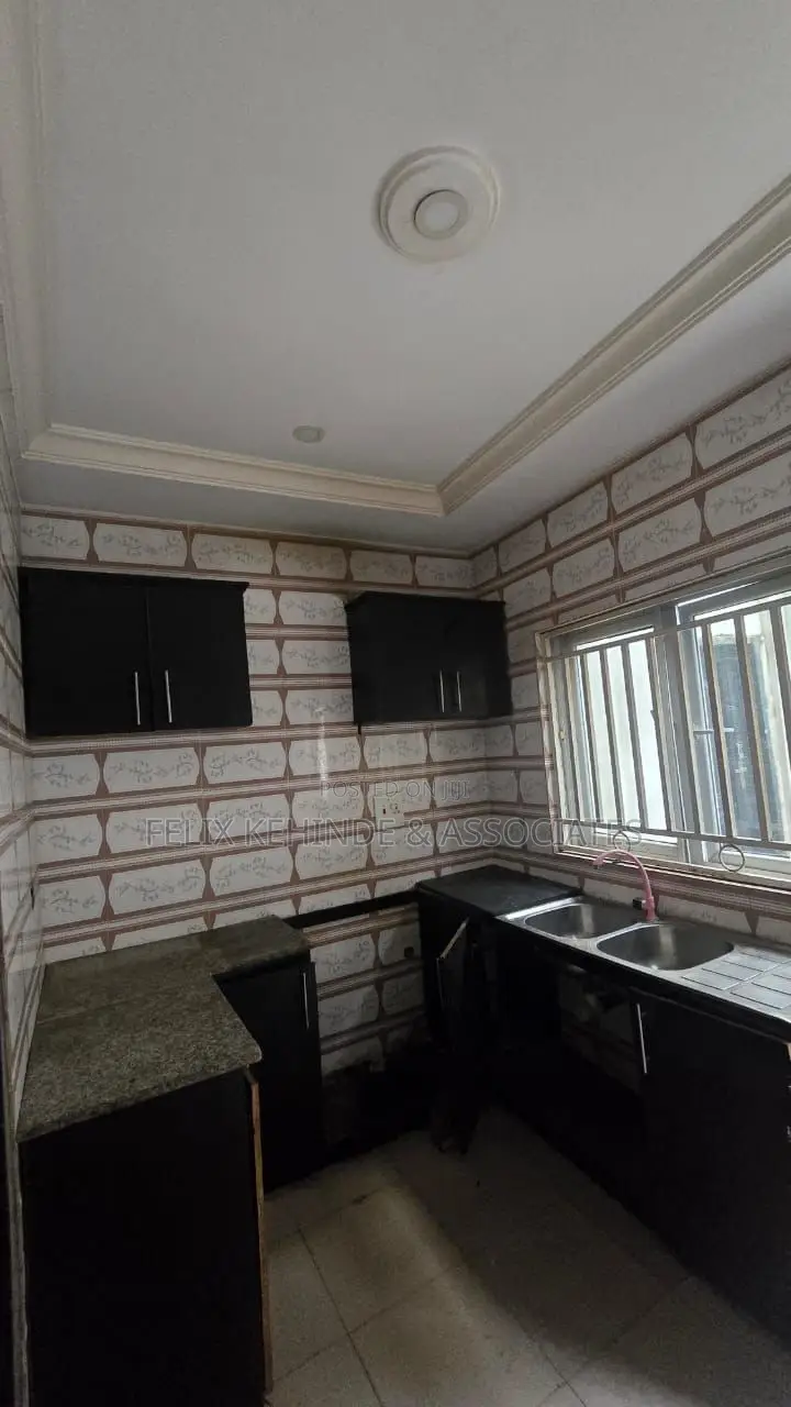 4bdrm Duplex in A3 Estate, Bodija for rent