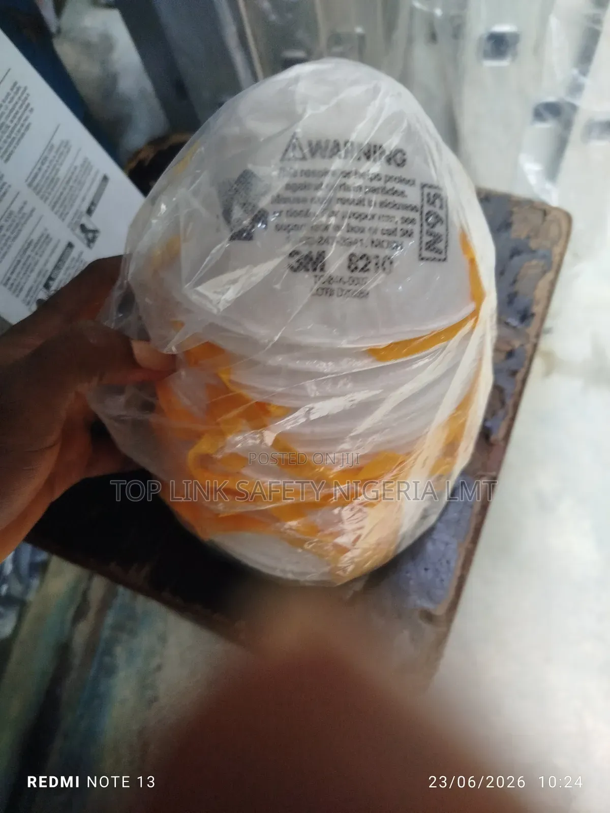 3m Respirator Face Mask N95 By 20 Pcs