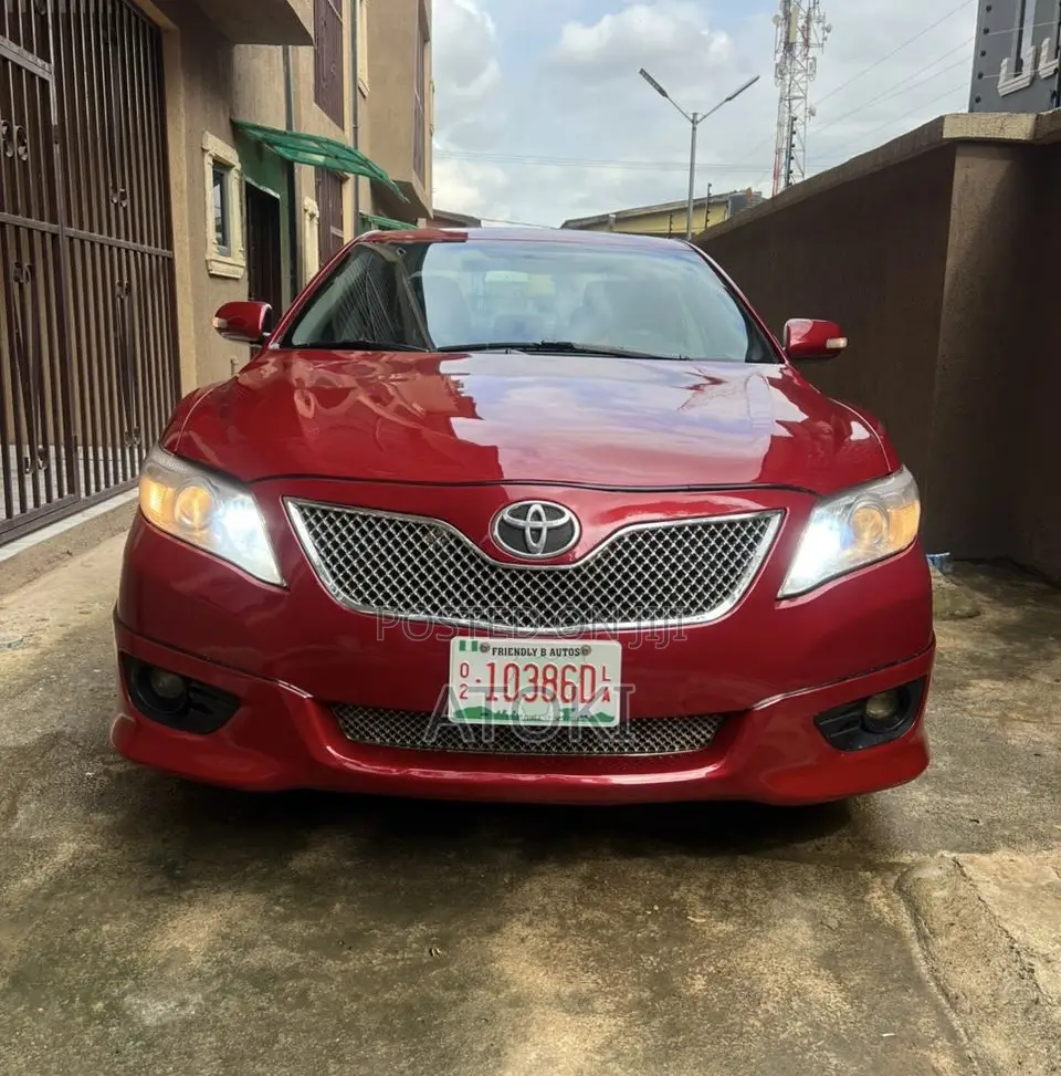 Toyota Camry SE 4dr Sedan (2.4L 4cyl 5A) 2009 Red