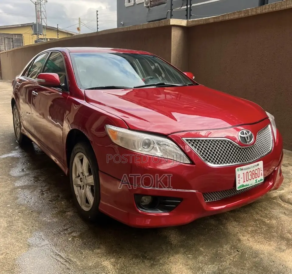 Toyota Camry SE 4dr Sedan (2.4L 4cyl 5A) 2009 Red