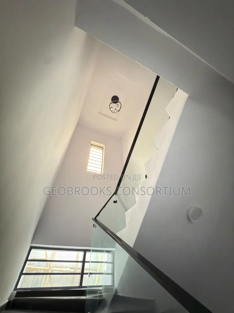 4bdrm Duplex in Engr Lere Adigun Gra, Basorun for sale