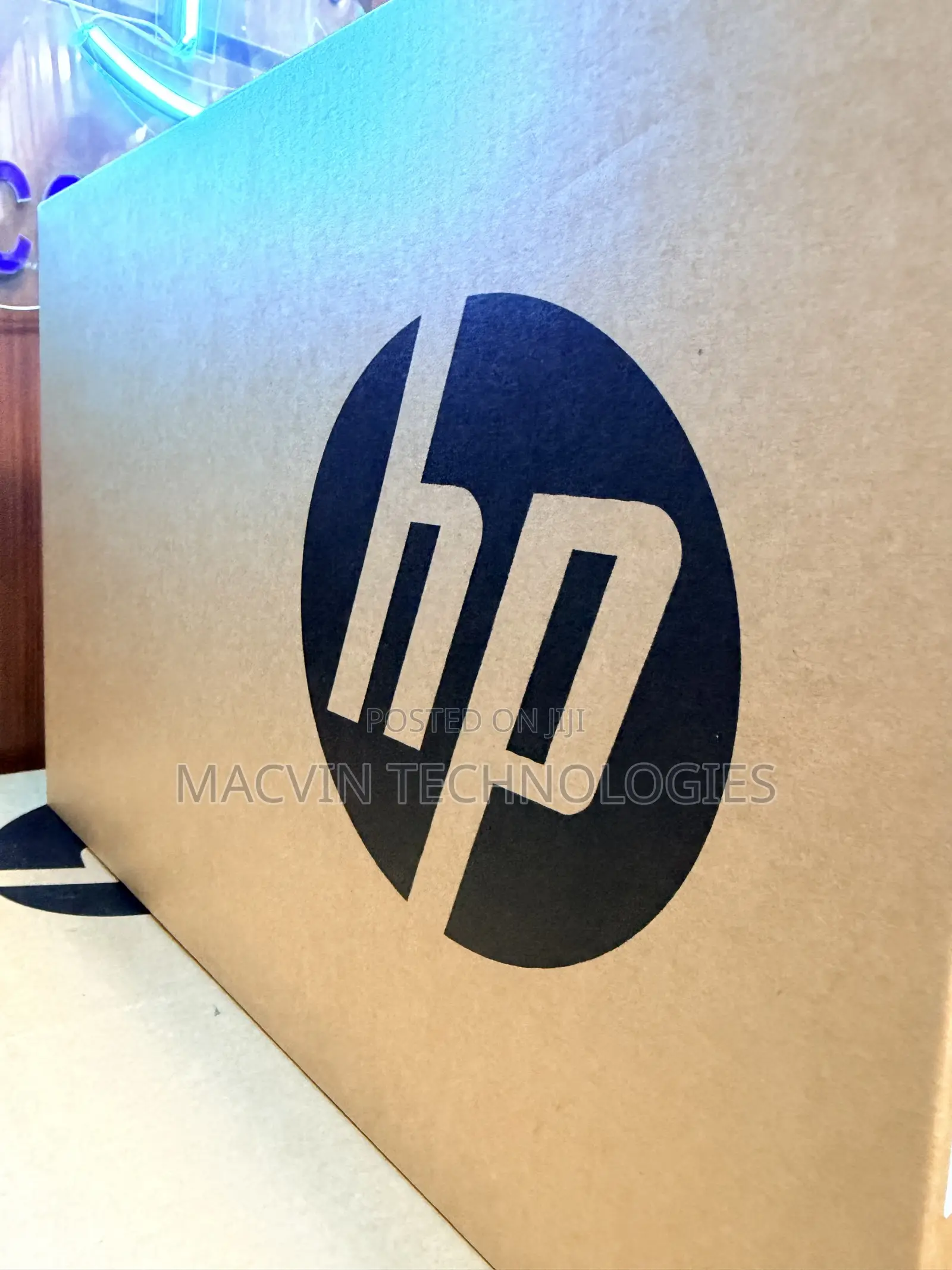 New Laptop HP 14z 4GB AMD SSD 256GB