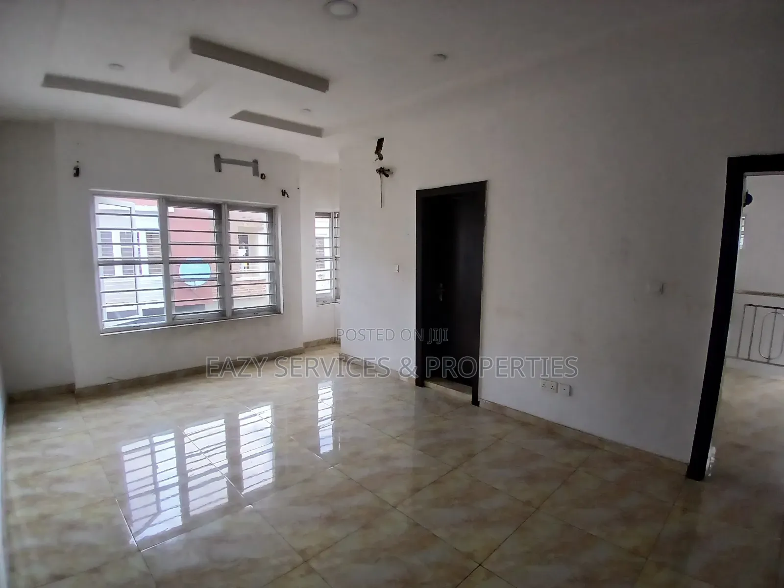 1bdrm Shared Apartment in Gated And Secured, Off Lekki-Epe Expressway