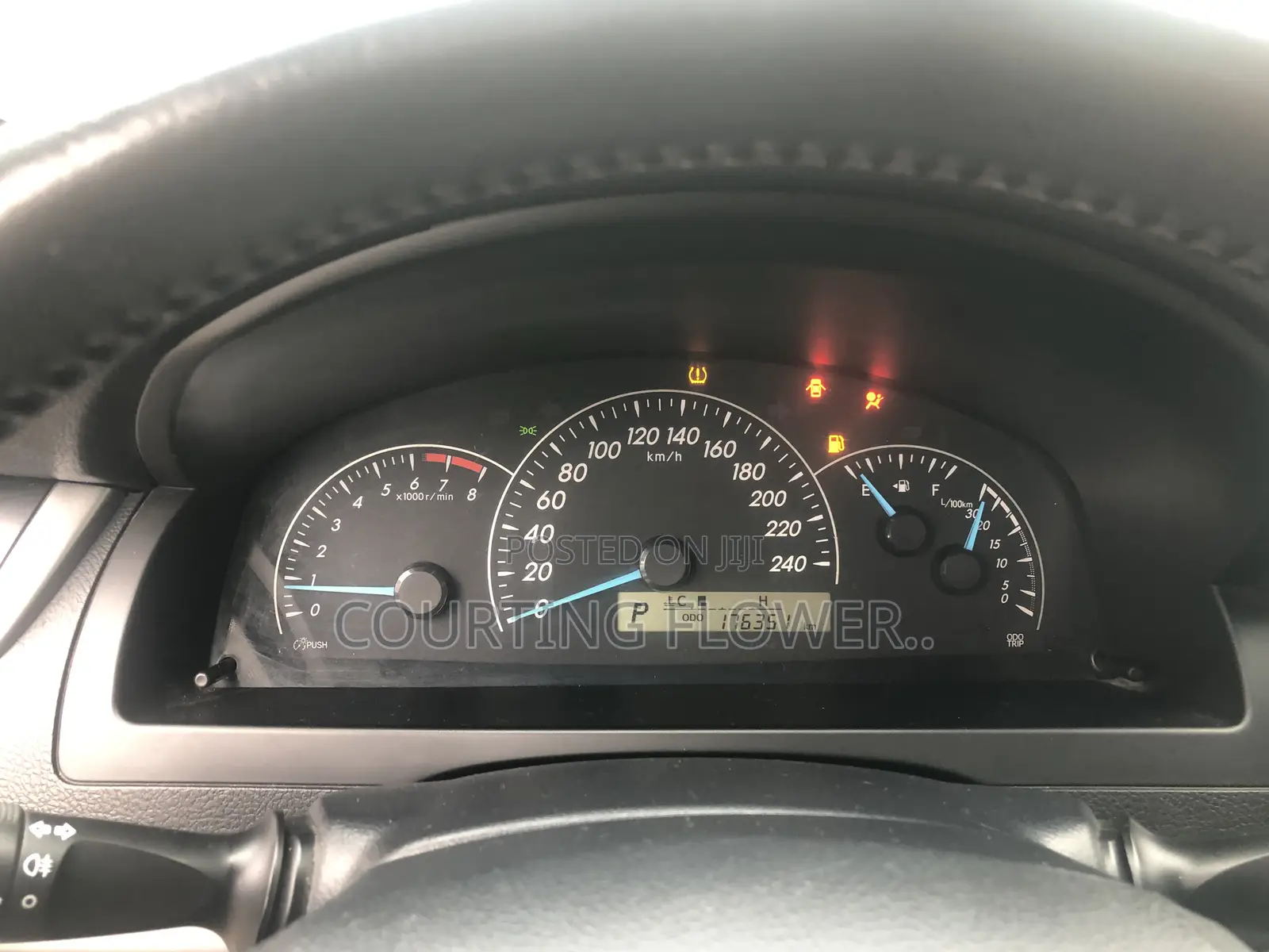 Toyota Camry LE 4dr Sedan (2.5L 4cyl 6A) 2017 Silver
