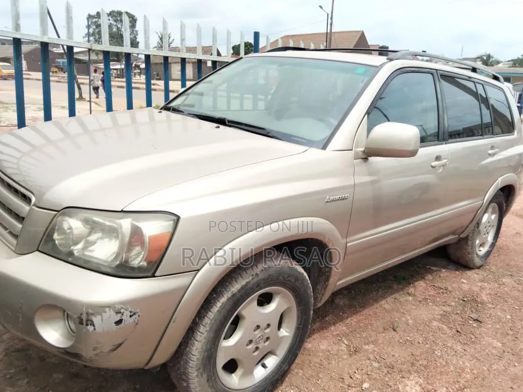 Toyota Highlander 2006 Gold