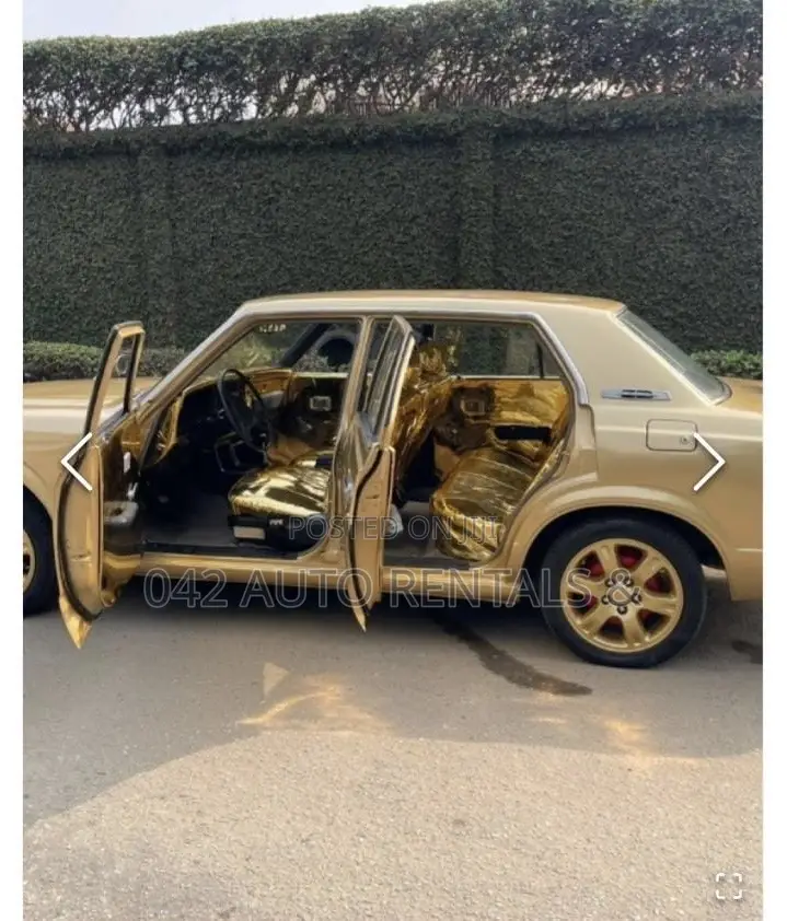 Vintage Toyota Crown for Hire