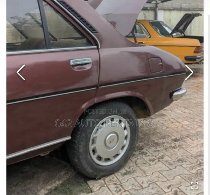 Vintage Peugeot 504 for Hire