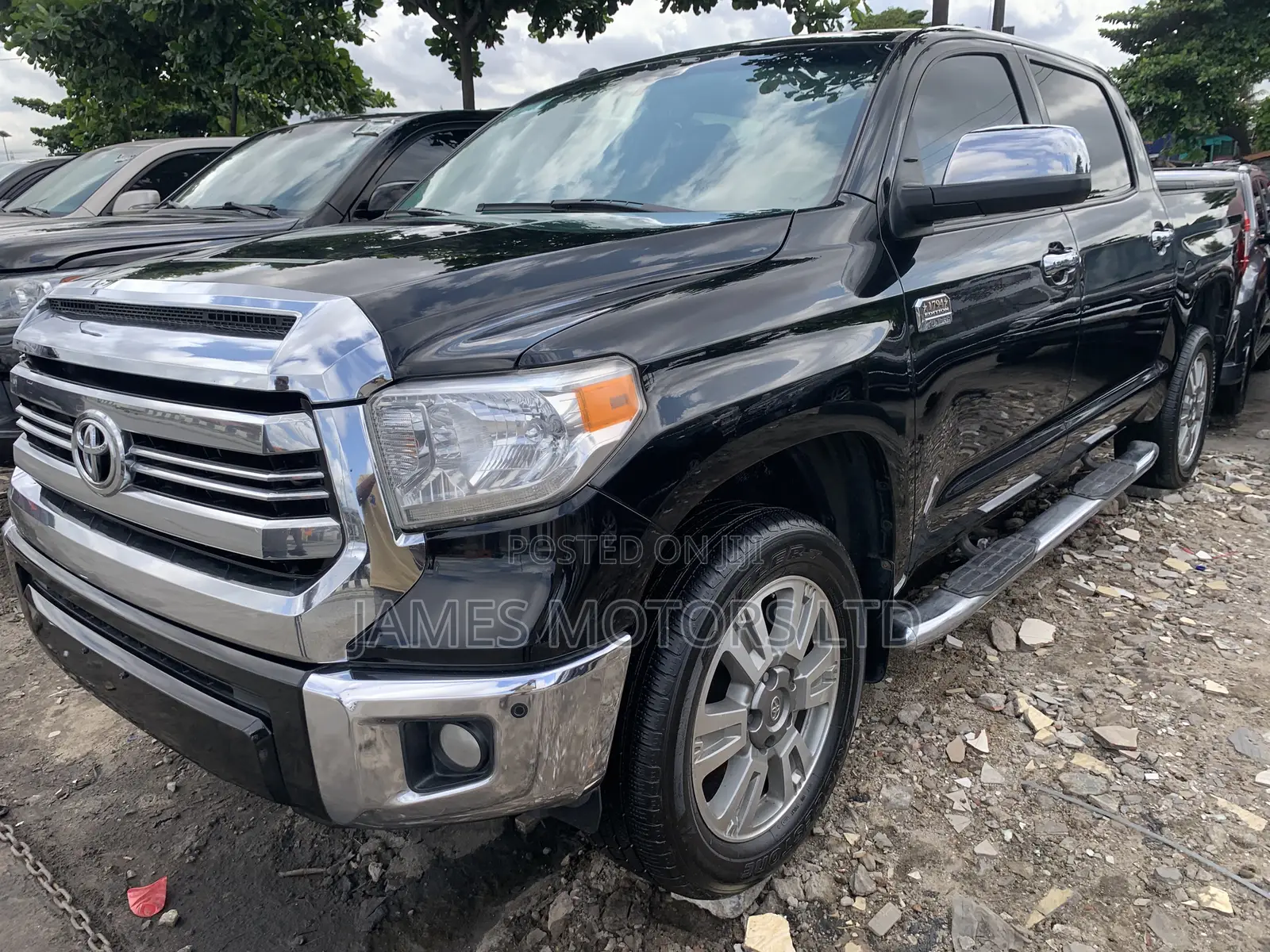 Toyota Tundra 2018 Black