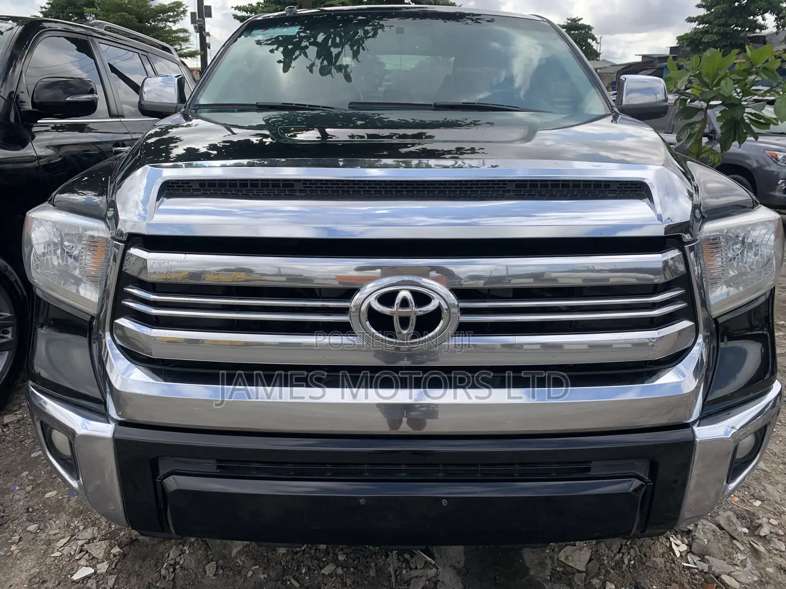 Toyota Tundra 2018 Black