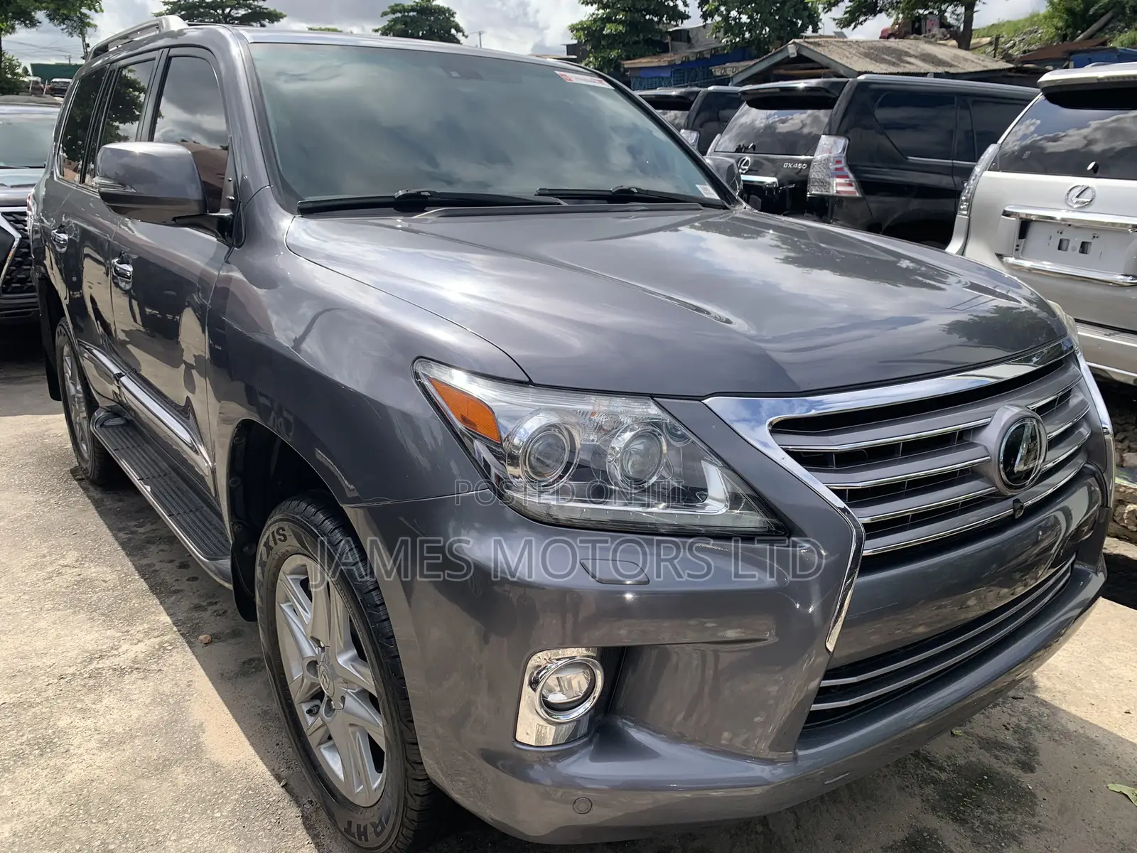 Lexus LX 2015 Gray