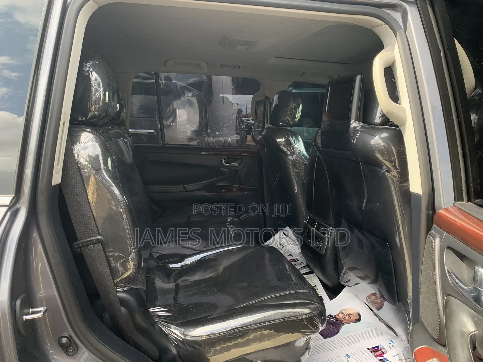 Lexus LX 2015 Gray