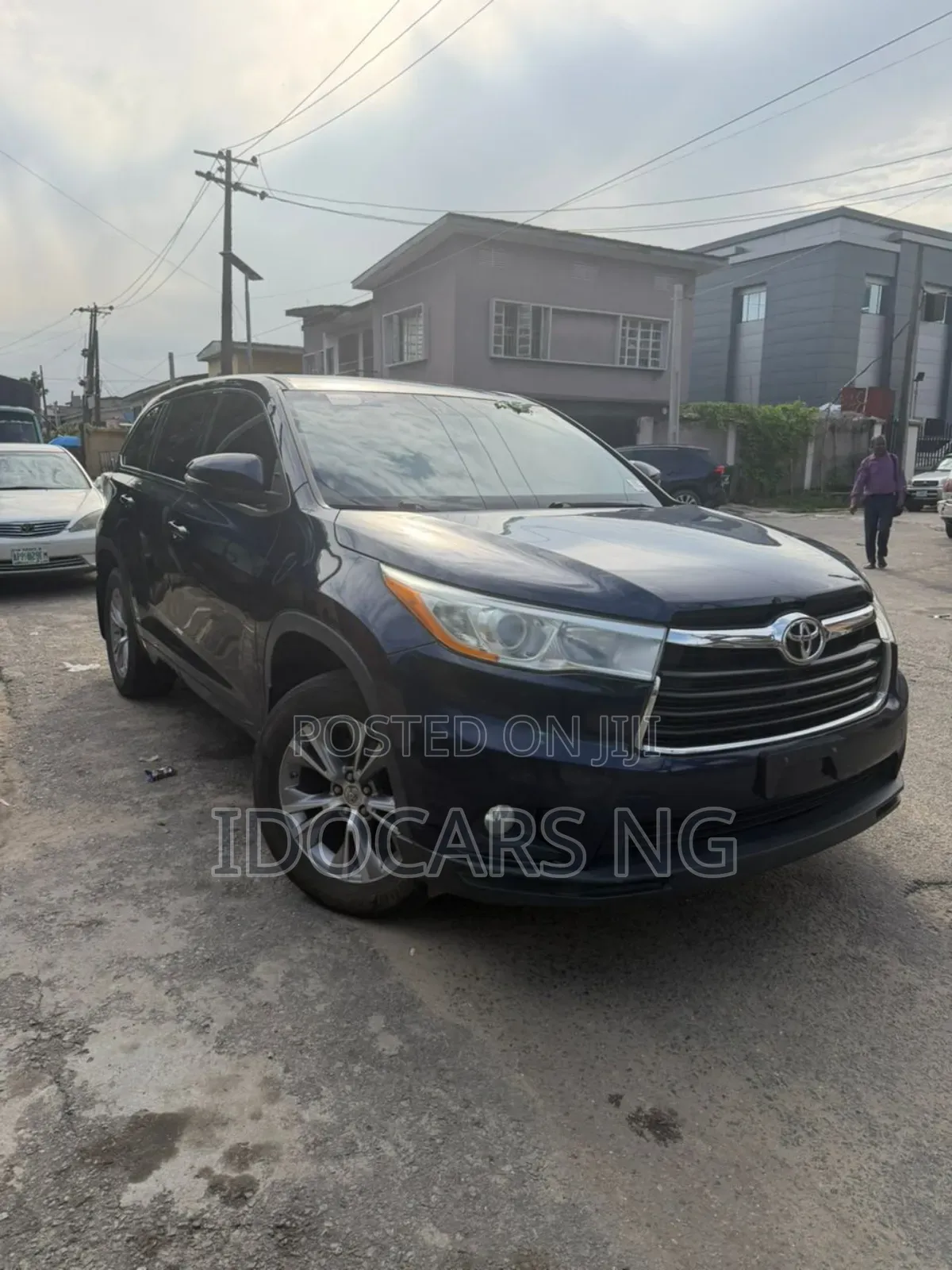 Toyota Highlander LE 4dr SUV AWD (3.5L 6cyl 6A) 2014 Blue