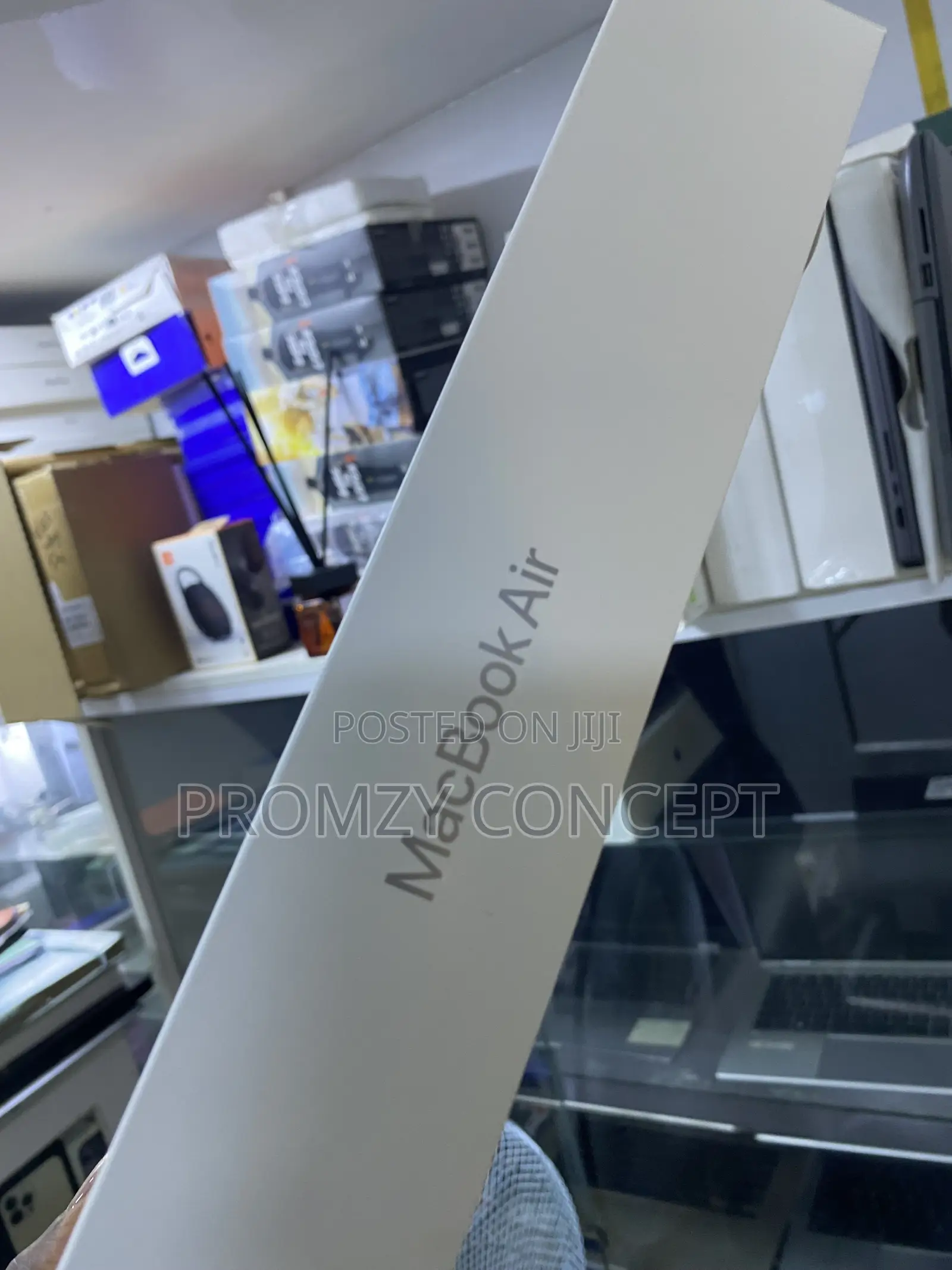 New Laptop Apple MacBook Air 2026 M5 16GB Apple M5 SSD 1T